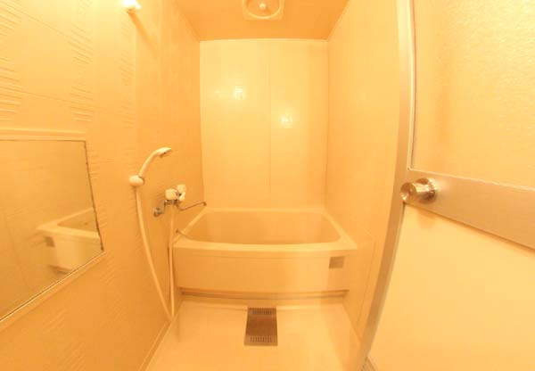 フェニックス三田の浴室|お風呂で日々の疲れを落としましょう