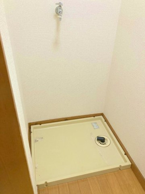 【設備】 | メゾンドエルデーラ | 洗濯機置き場