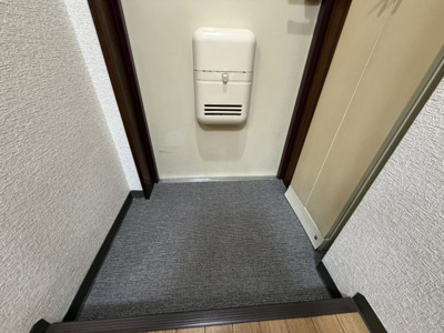 【玄関】 | マンションブルーバード