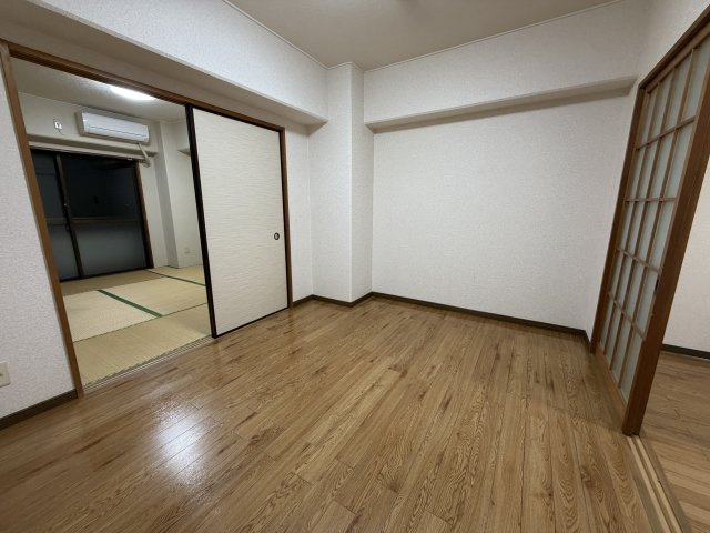【洋室】 | マンションブルーバード