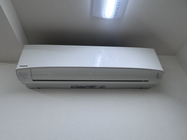 【設備】 | 南街１丁目住付店舗 | 巨大なエアコン