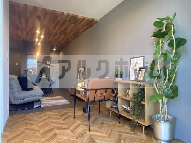 ステイザハウス河内国分の洋室