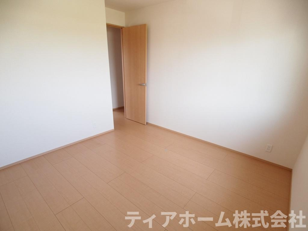 北葛城郡広陵町馬見北８丁目のハイツの内装