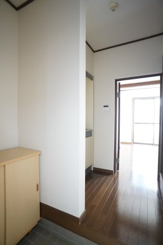 プラムガーデンの居間・リビング