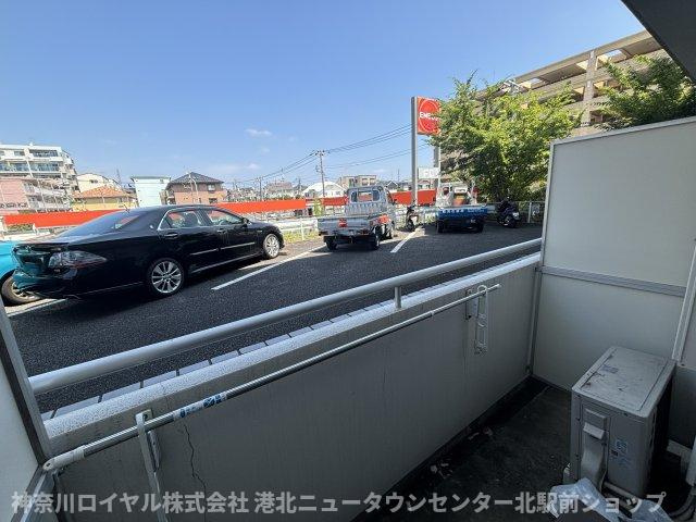 【バルコニー】