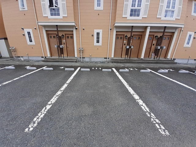 パレクロスロードＡの駐車場|駐車場