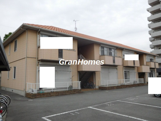 シャーメゾンかみやＣの外観