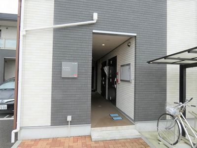 【エントランス】 | リブリ・BellaVita