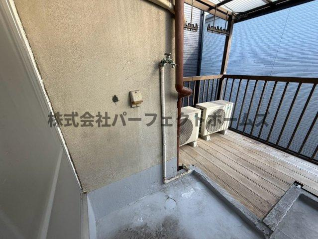 高柳2丁目テラスハウス　賃貸の設備|洗濯機置場です