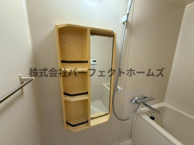 高柳2丁目テラスハウス　賃貸の浴室|お風呂です