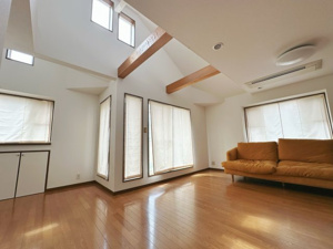 【居間・リビング】