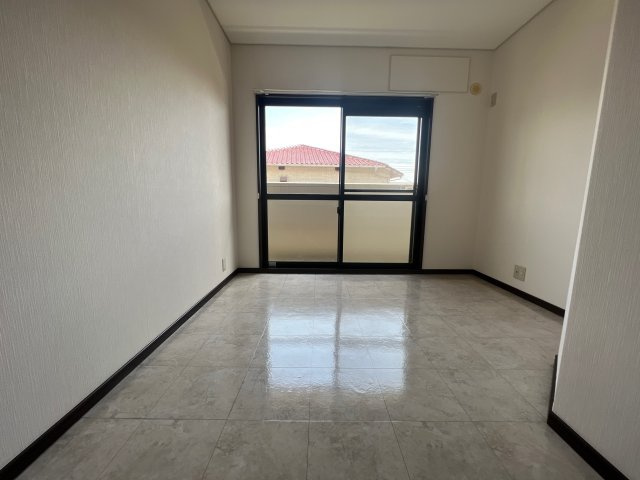 サンヒルズ西今宿の寝室