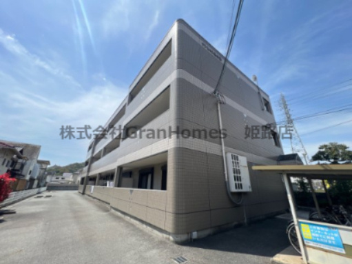 サンヒルズ西今宿の外観