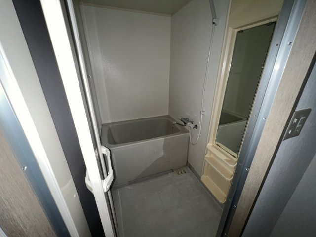 サンヒルズ西今宿の浴室