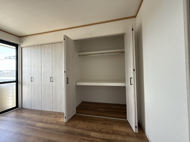 ヴィレッジ雅B棟の収納