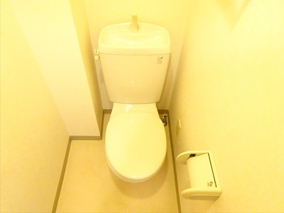 【トイレ】 | ソレイユ西原