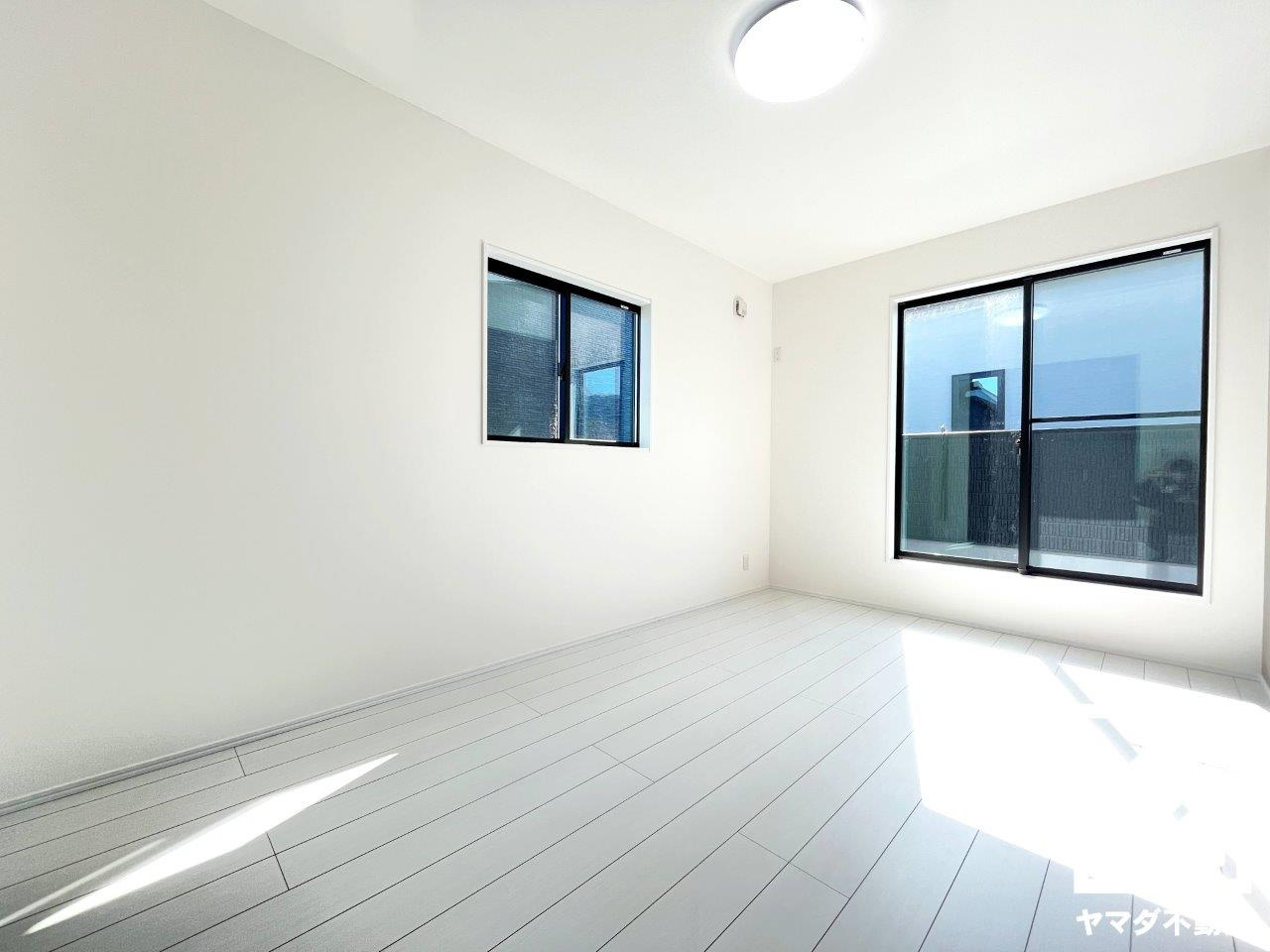 大津市下阪本２丁目　2号棟の寝室