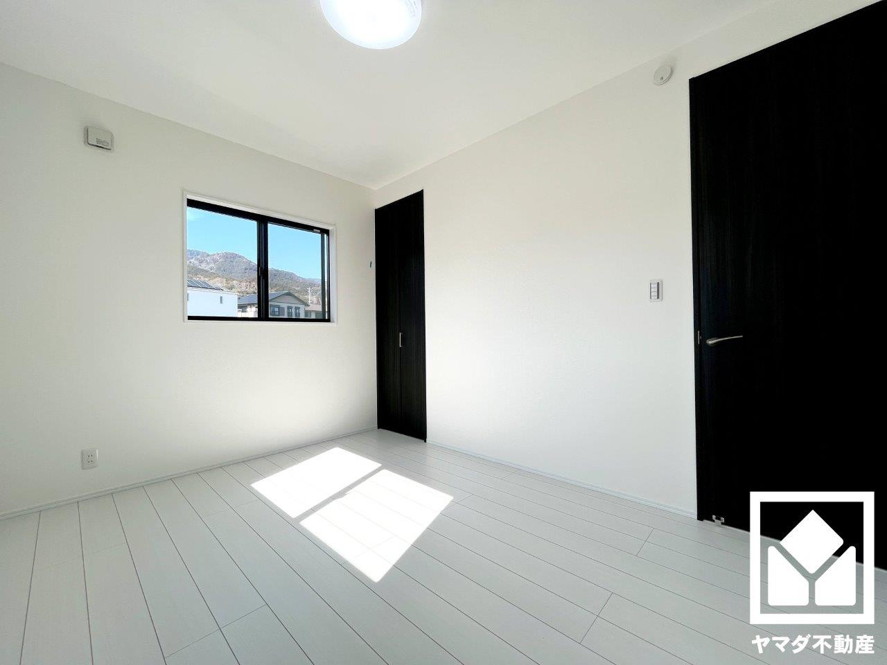 大津市下阪本２丁目　2号棟の子供部屋