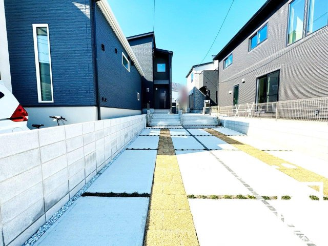 大津市下阪本２丁目　2号棟の駐車場