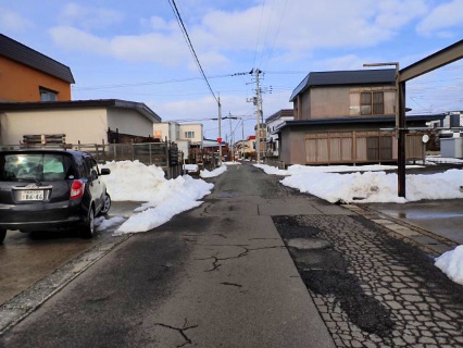 【その他】 | 黒石市角田車庫 | 前面道路