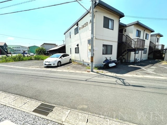 カースル50 A棟の駐車場
