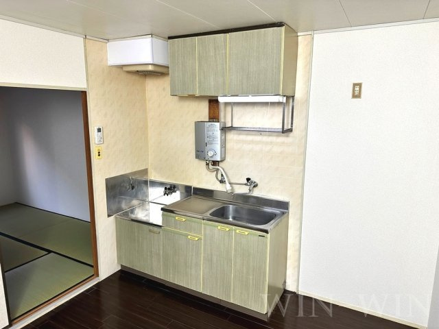 カースル50 A棟のキッチン|イメージ（同建物内別部屋の写真です）