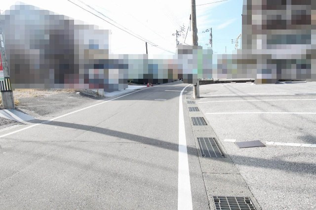 高須　建築条件なし　売土地　Ａ号地の前面道路含む現地写真