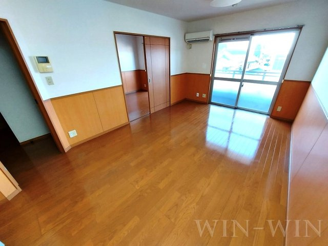 リビオ禎紫園 Ⅰの居間・リビング