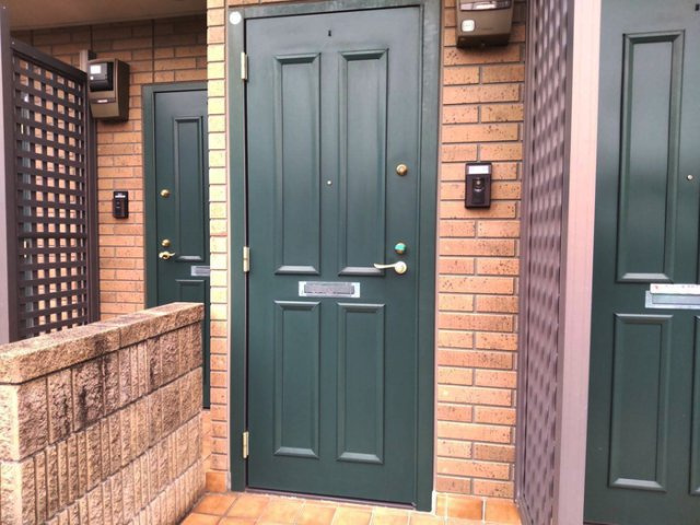 マルグリットＡＢ　Ａ棟の玄関