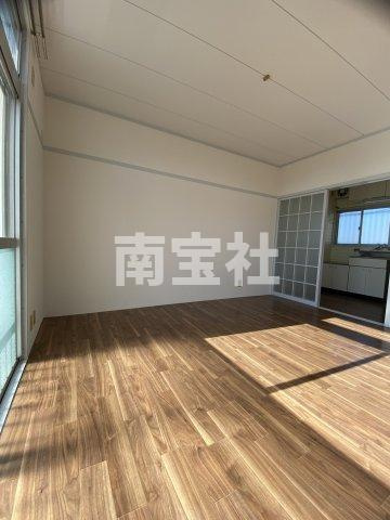 【居間・リビング】