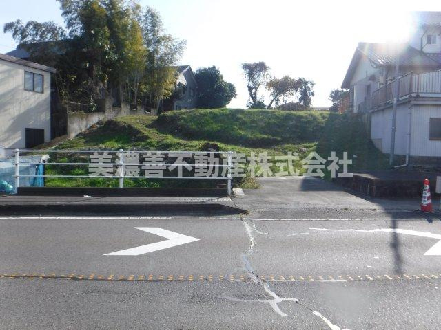 ５９０５４　羽島郡岐南町薬師寺土地の外観