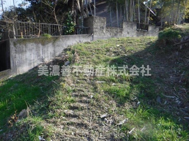 ５９０５４　羽島郡岐南町薬師寺土地の外観