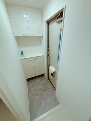 【玄関】 | トリニティⅠ号館