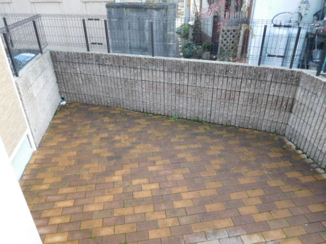ラフィネスのバルコニー
