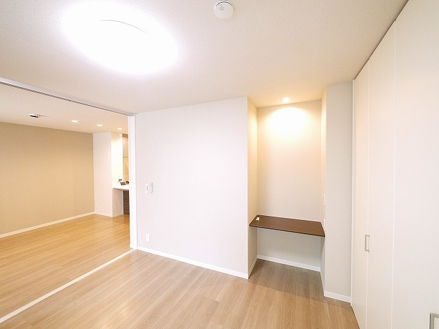 シャーメゾン　Ｎ　元町の収納