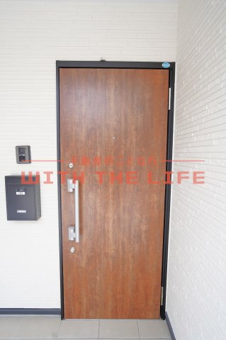 ボンシャンスMⅡ【キャッシュバック対象物件】の玄関|明るい玄関です