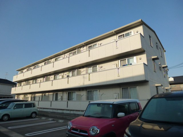 プラシード三宅の外観