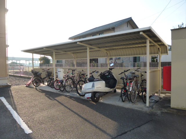 プラシード三宅のその他共用部分|駐輪場