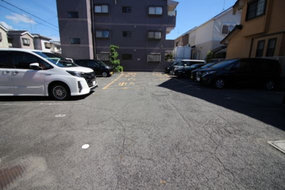 【駐車場】 | ラベンダーヒルズ