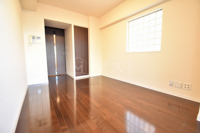 KOBAYASHI　YOKOビルの居間・リビング|他号室参考写真