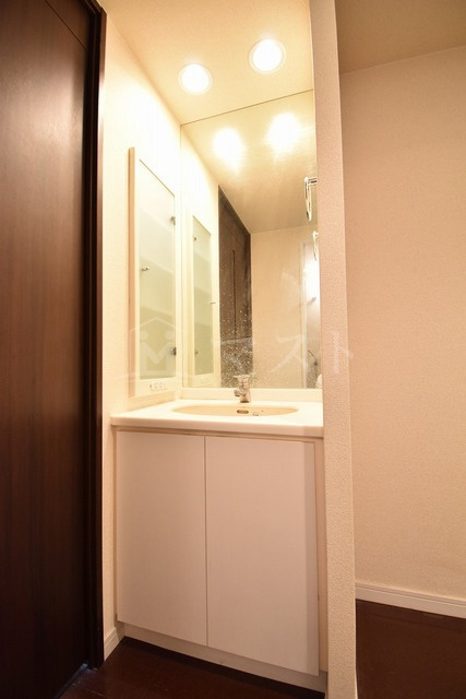 KOBAYASHI　YOKOビルの洗面所|他号室参考写真