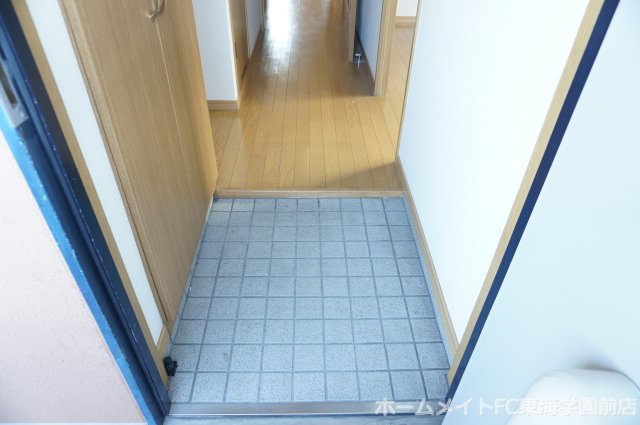 菊池郡菊陽町新山２丁目の賃貸マンションの玄関