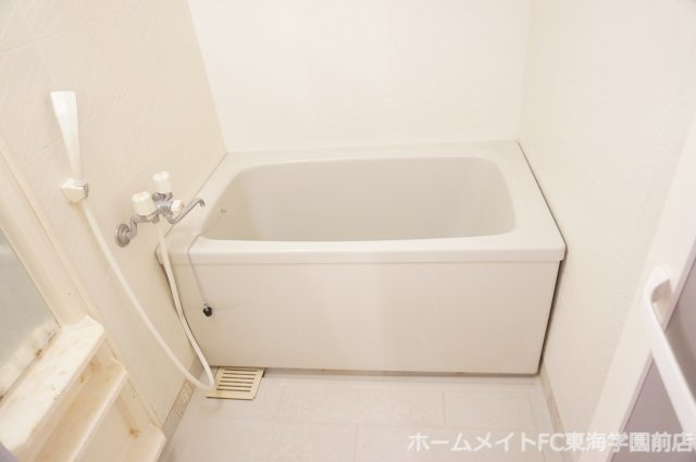 菊池郡菊陽町新山２丁目の賃貸マンションの浴室