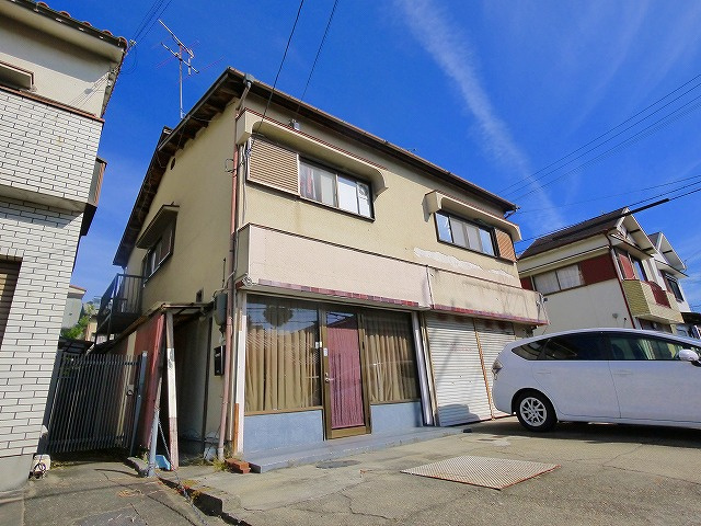法華寺町店舗の外観