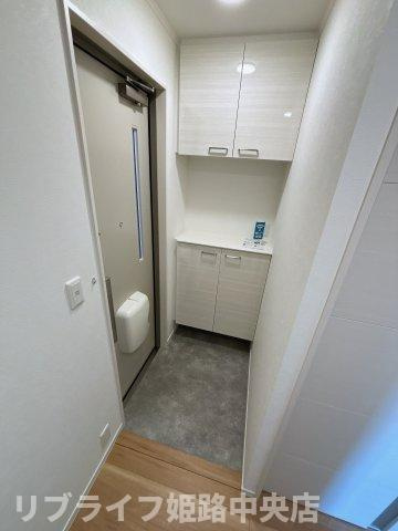 トリニティⅢ号館の玄関