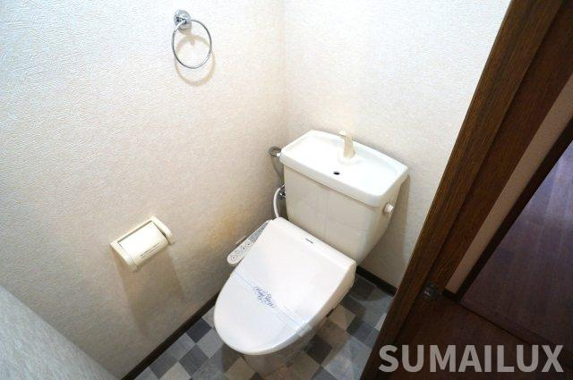 合志市須屋の賃貸マンションのトイレ