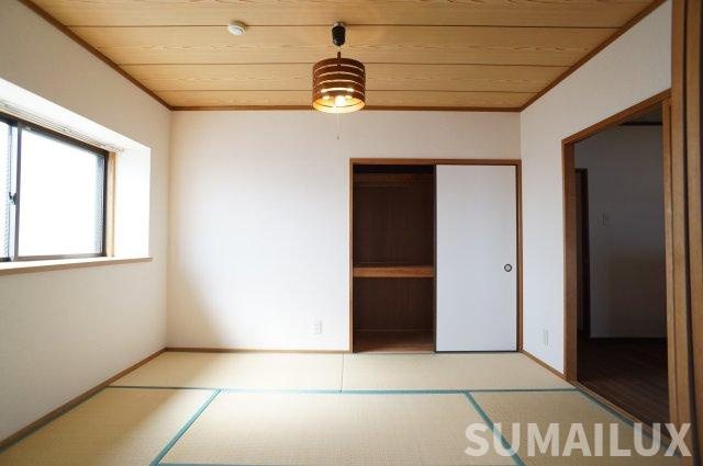 合志市須屋の賃貸マンションの和室