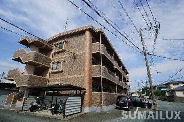 合志市須屋の賃貸マンションの外観