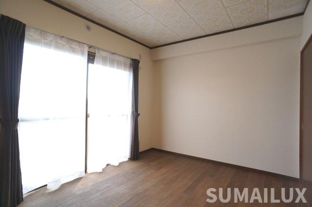 合志市須屋の賃貸マンションの内装