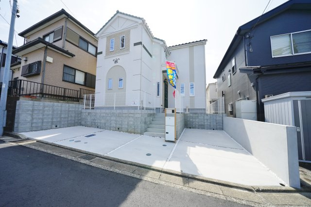 【横浜市瀬谷区阿久和東１丁目12-13新築戸建て】★仲介手数料無料★（原小学校・原中学校）の外観